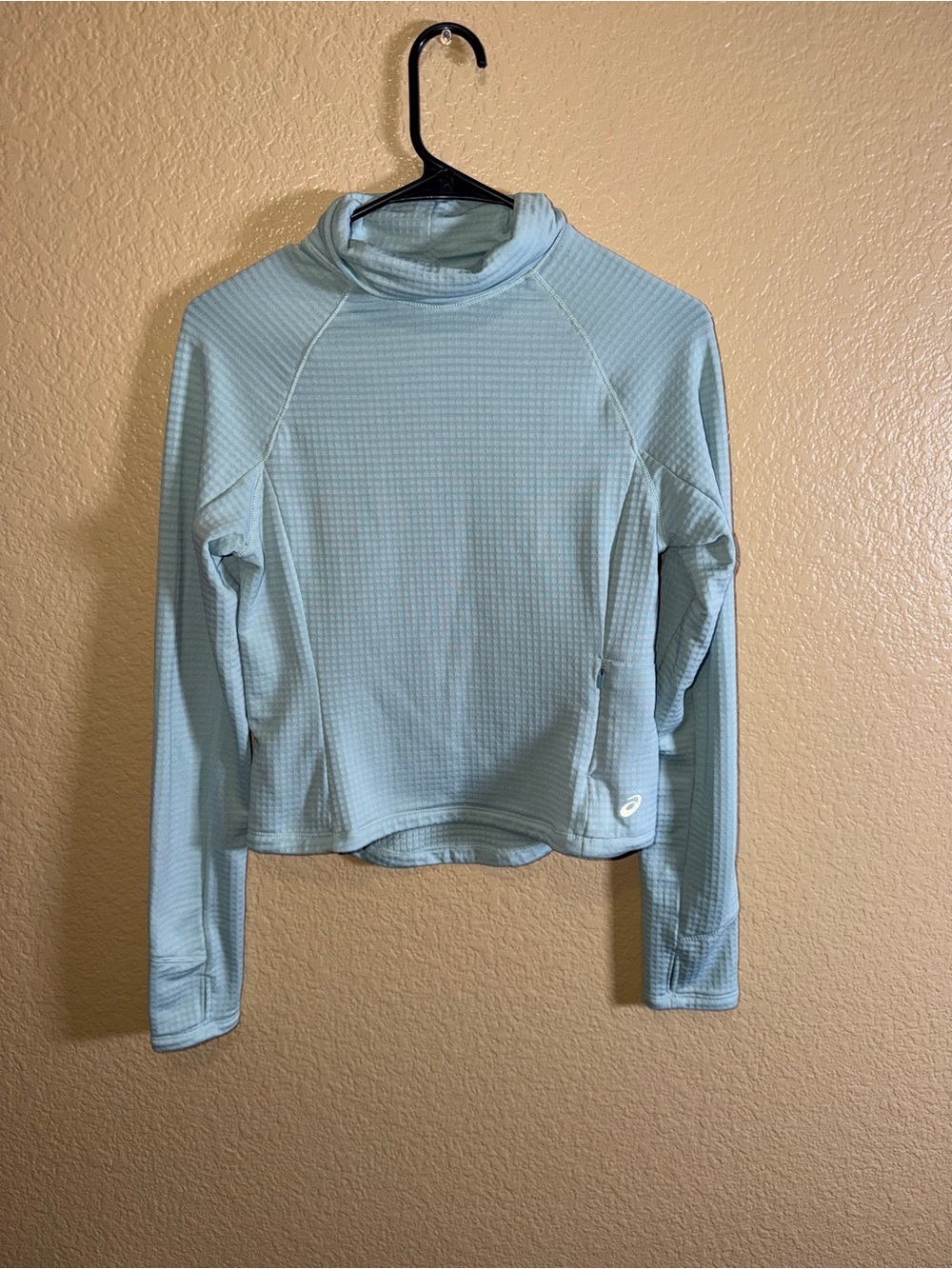 ASICS Pale Blue Long-Sleeve Mock Neck Training Top